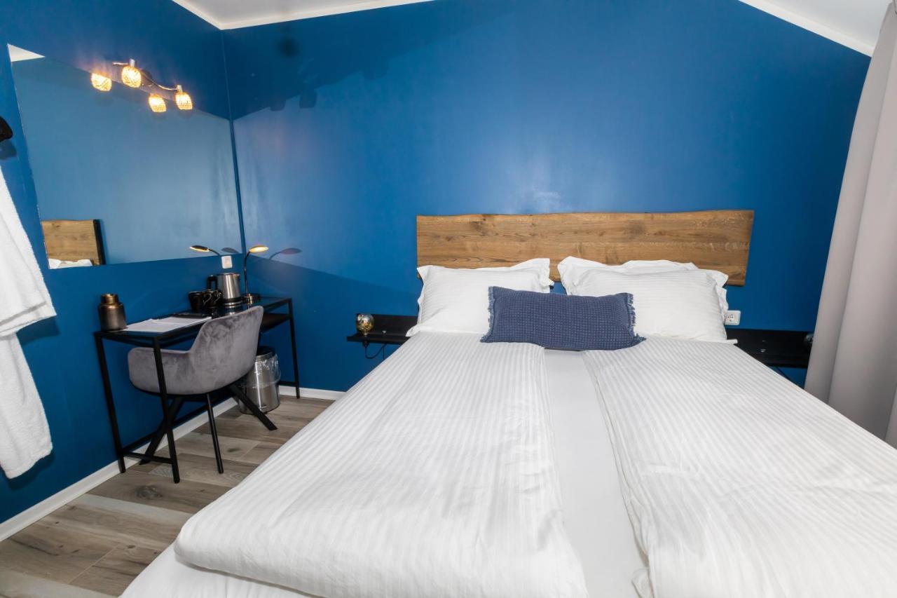 Hotel North Akureyri Bagian luar foto