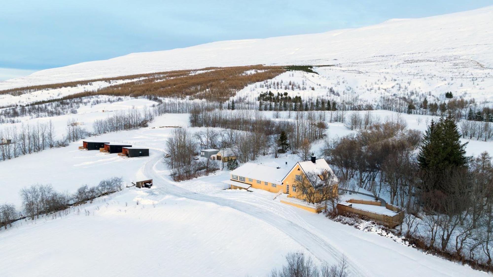 Hotel North Akureyri Bagian luar foto