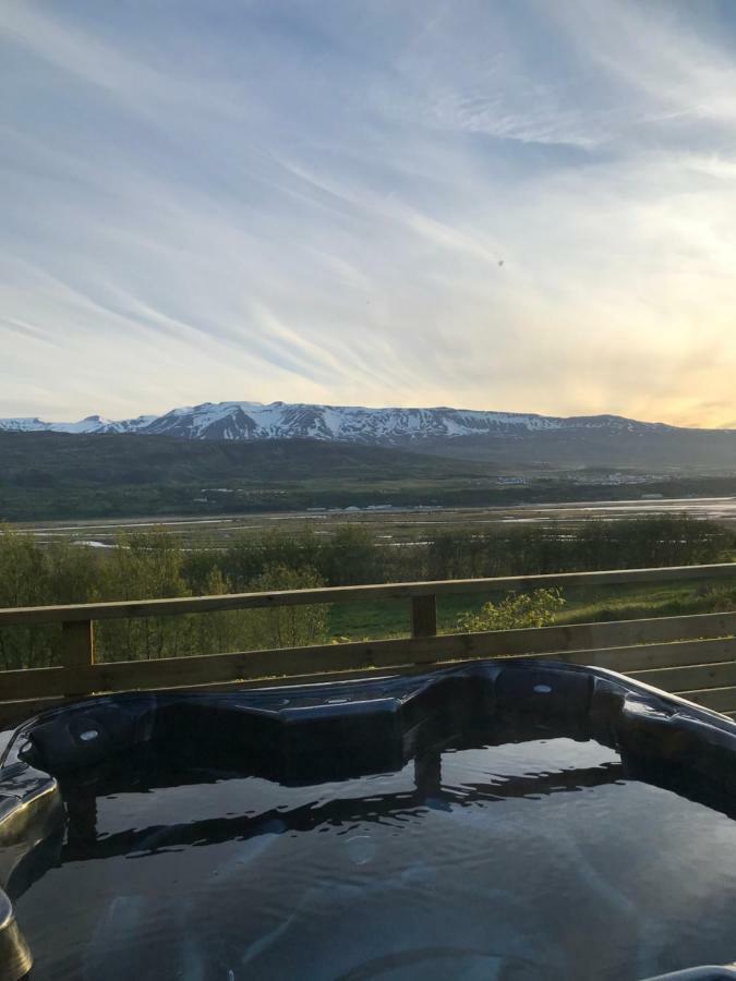 Hotel North Akureyri Bagian luar foto